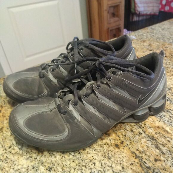 Nike Shox Gray Mc Womens Size US 8 / EU 39 Gray 313764-004 - Picture 2 of 12